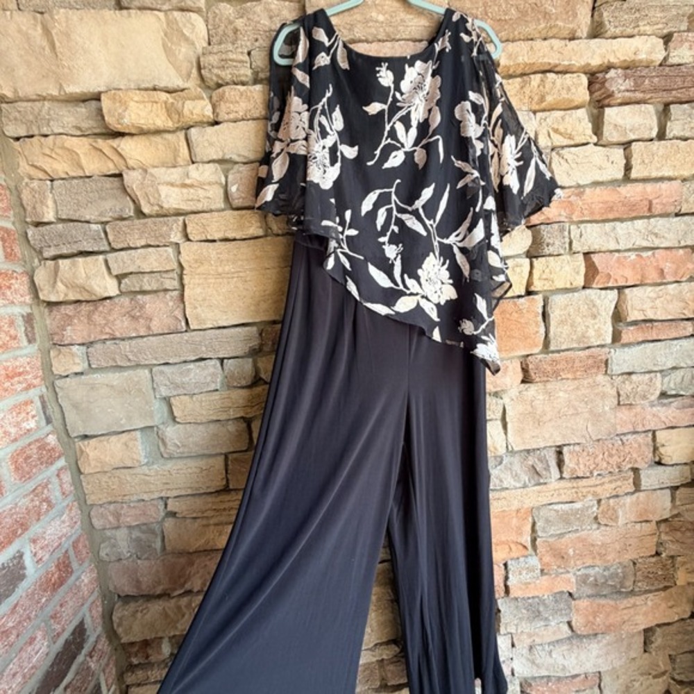 Scarlett Womens L Black Floral Cold Shoulder Cape‎ Overlay Wide Leg Jumpsuit